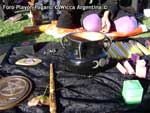 wicca, Feria Pagana, Pagan Fair, Venta de Pentaculos, Book of Shadows, Libros de Las Sombras, Remeras paganas, remeras wicca, runas, tarot, Mjollnirs, martillos de thor, Dioses, Diosas, Lectura de Cartas, Lectura de Runas, Remeras con motivos paganos, Herramientas mágicas, Mazos de cartas, Runas, libros, velas, sahumerios, piedras