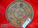 Wicca, Asatru, Feria Pagana, Pagan Fair, Venta de Pentaculos, Book of Shadows, Libros de Las Sombras, Remeras paganas, remeras wicca, runas, tarot, Mjollnirs, martillos de thor, Dioses, Diosas, Lectura de Cartas, Lectura de Runas, Remeras con motivos paganos, Herramientas mágicas, Mazos de cartas, Runas, libros, velas, sahumerios, piedras